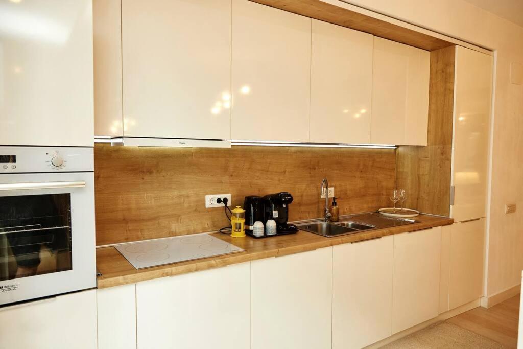 Vernescu Luxury Residence 2 Бухарест Экстерьер фото